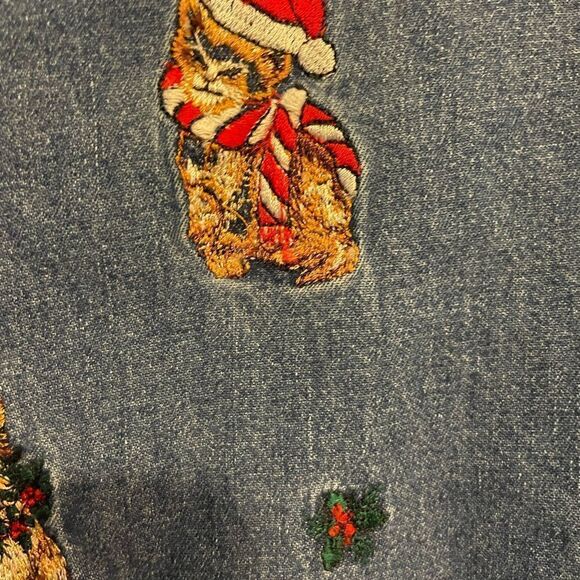 Solutions Christmas Embroidery Cat Jean Shirt Women’s PM - Picture 6 of 15
